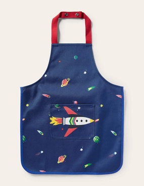 Apron-Starboard Space