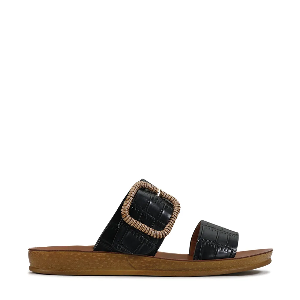 BRITI BUCKLE SANDAL
