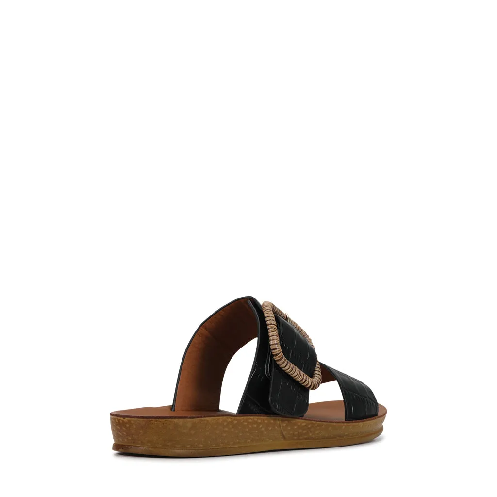 BRITI BUCKLE SANDAL