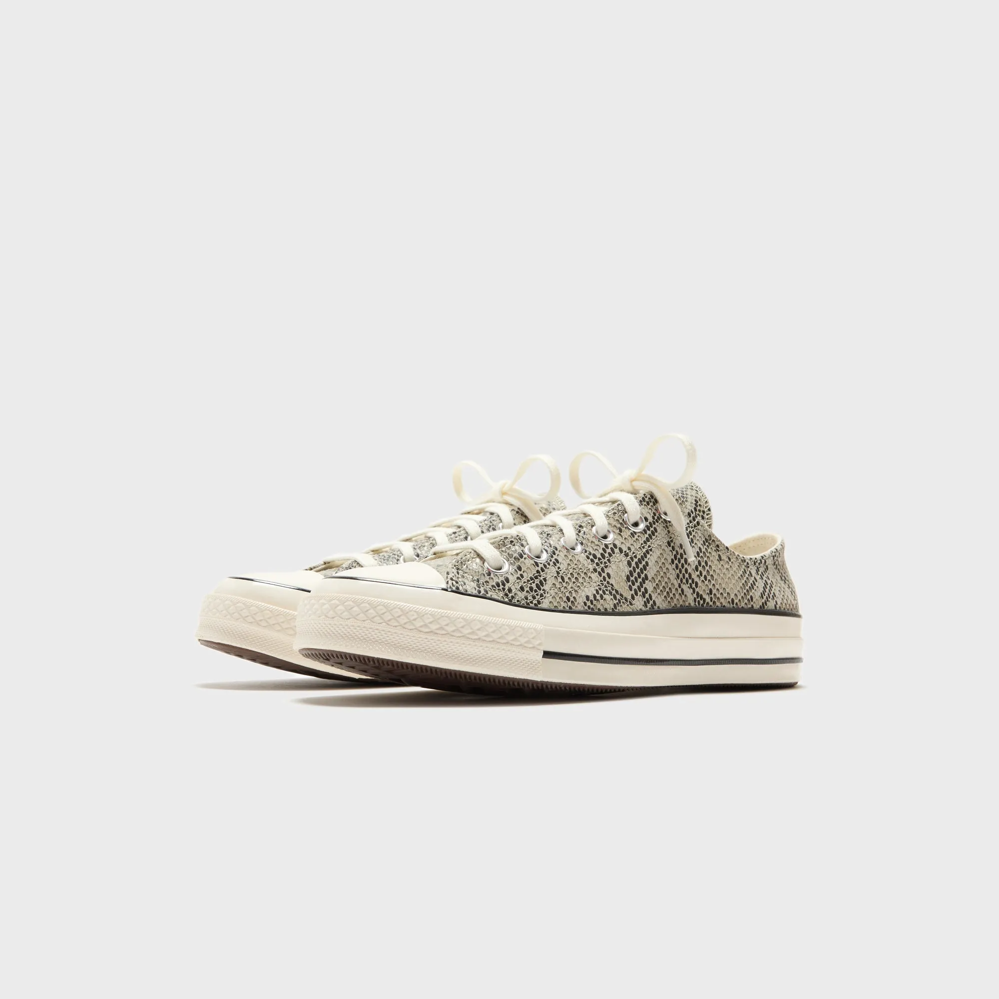 Converse Chuck 70 - Pale Surplus / Egret / Black Converse Shoes