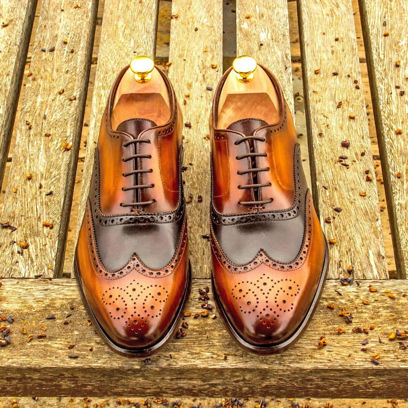 Dapperfam Shoes DapperFam Aeron in Dark Brown / Cognac Men's Italian Leather & Hand-Painted Patina Full Brogue