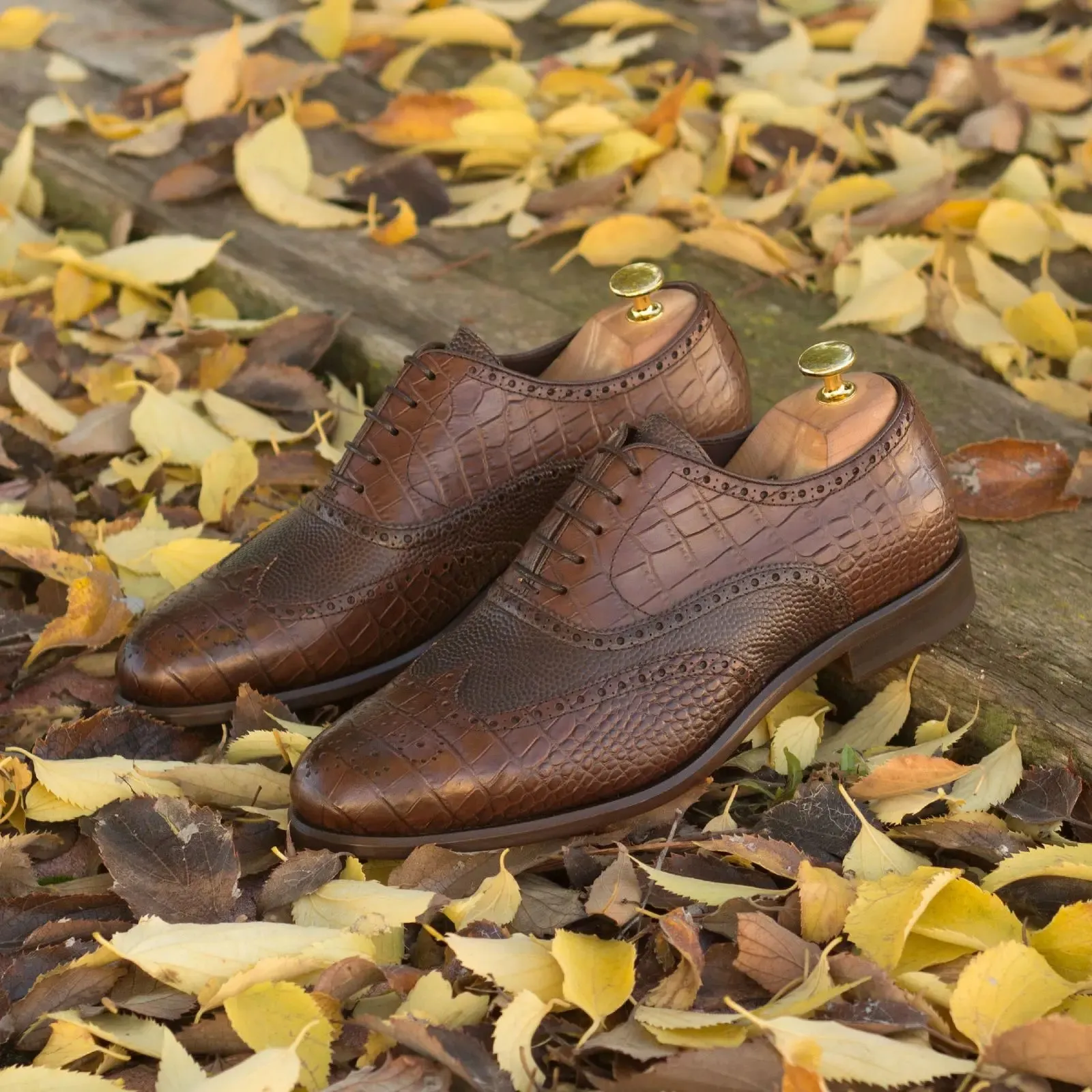 Dapperfam Shoes DapperFam Aeron in Dark Brown Men's Italian Embossed & Pebble Grain Leather Full Brogue