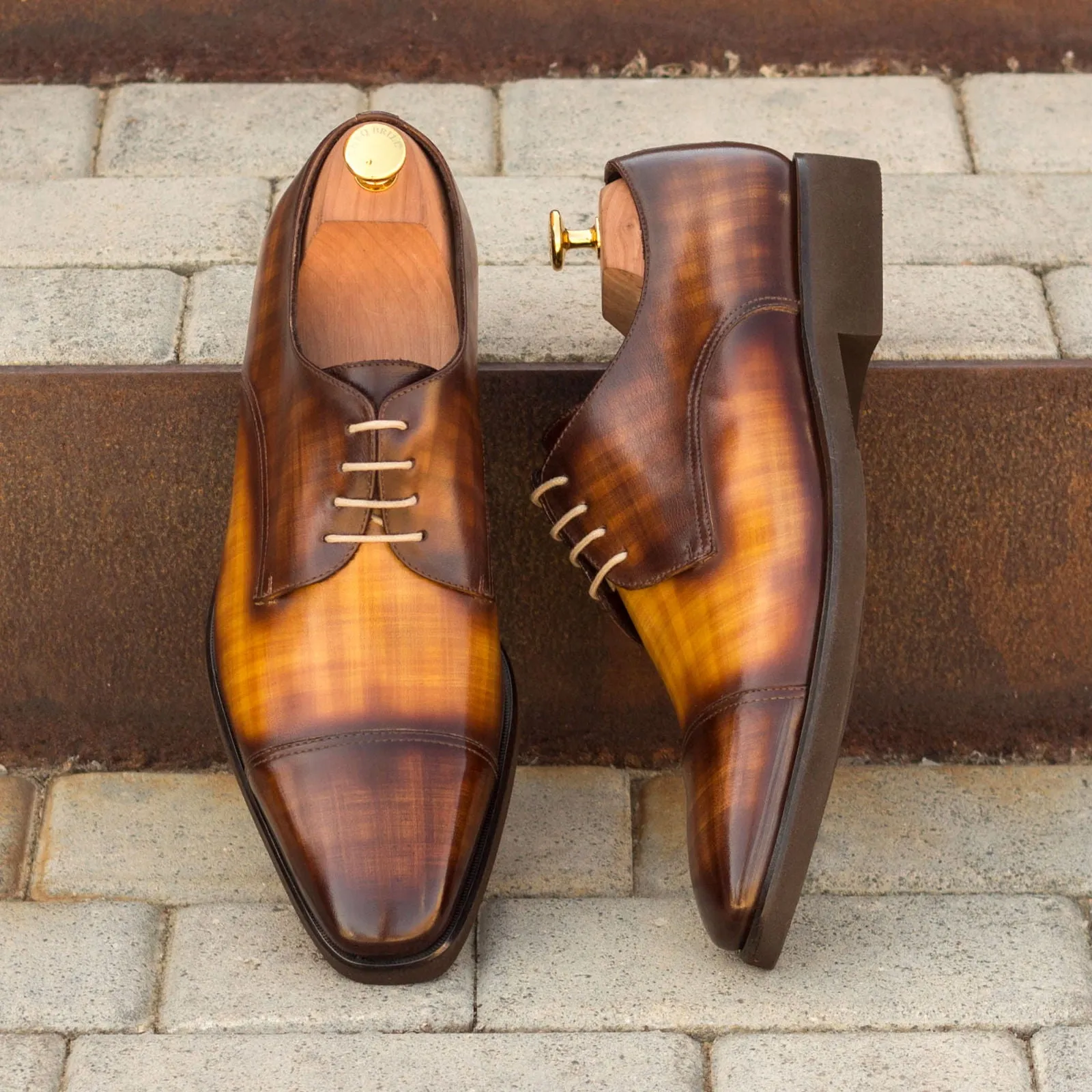 Dapperfam Shoes DapperFam Vero in Brown / Cognac Men's Hand-Painted Patina Derby