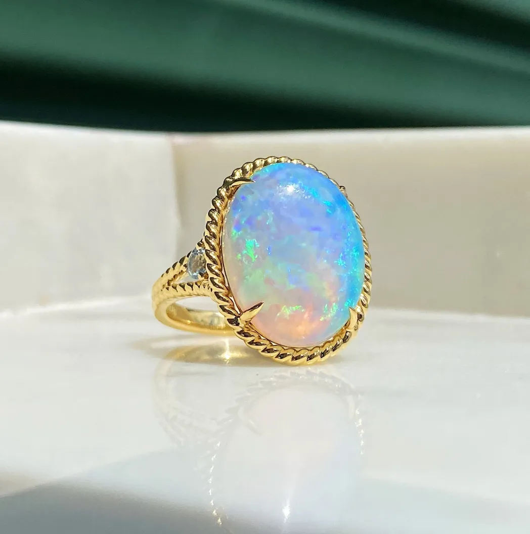 Forever Jewellery Galaxie Opal Gold Ring