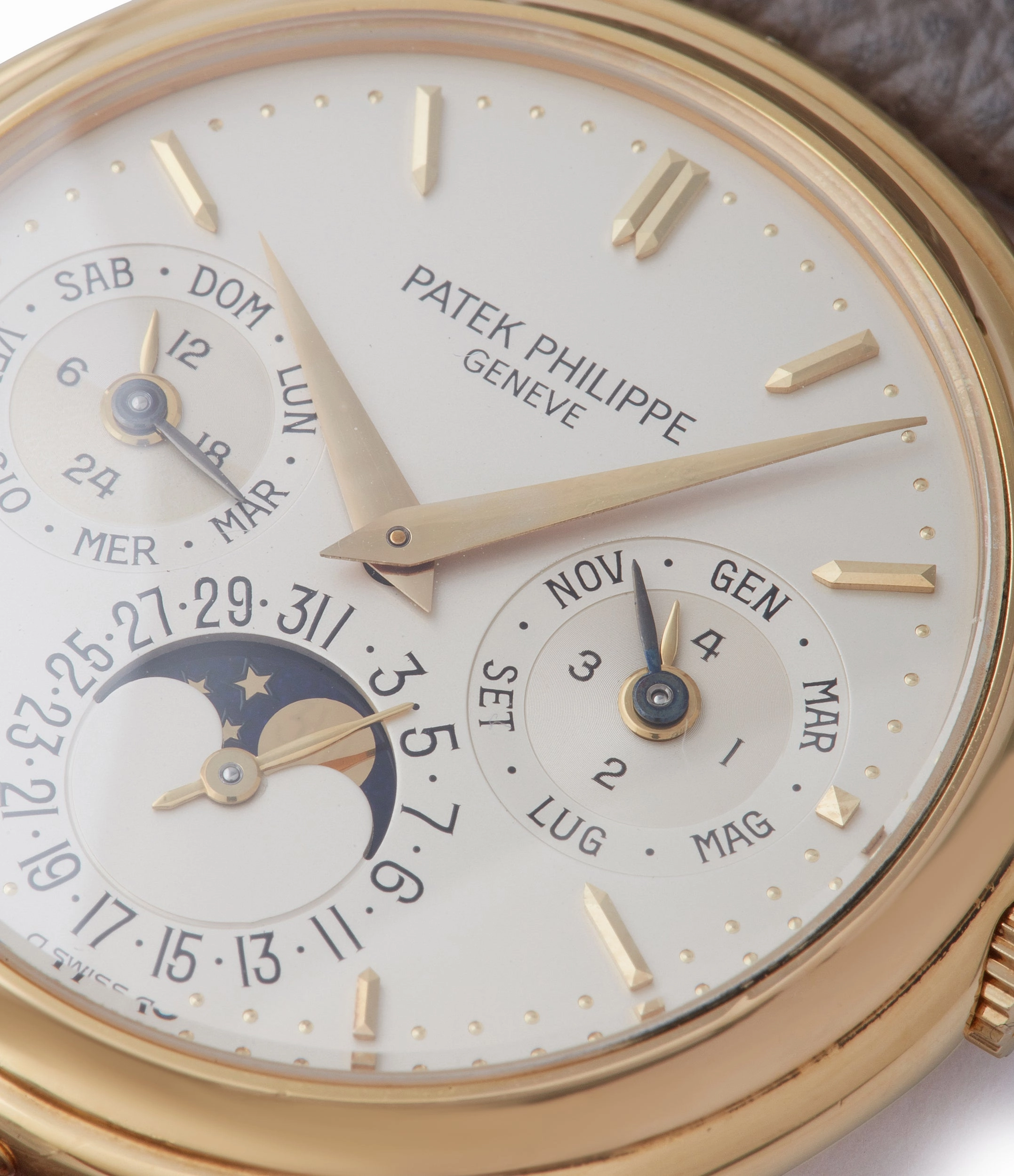 Perpetual Calendar 3940J | Yellow Gold